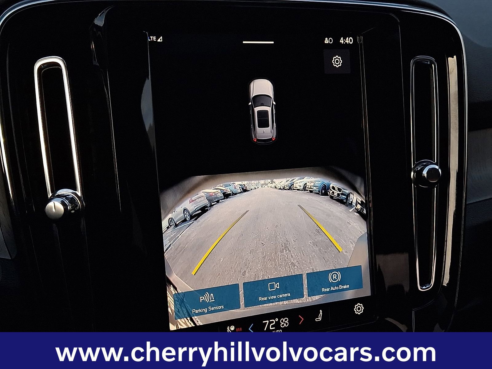 Certified 2025 Volvo XC40 B5 Core w/ Protection Package Premier image 18