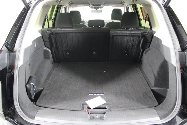Certified 2024 Nissan Rogue SV FWD image 17