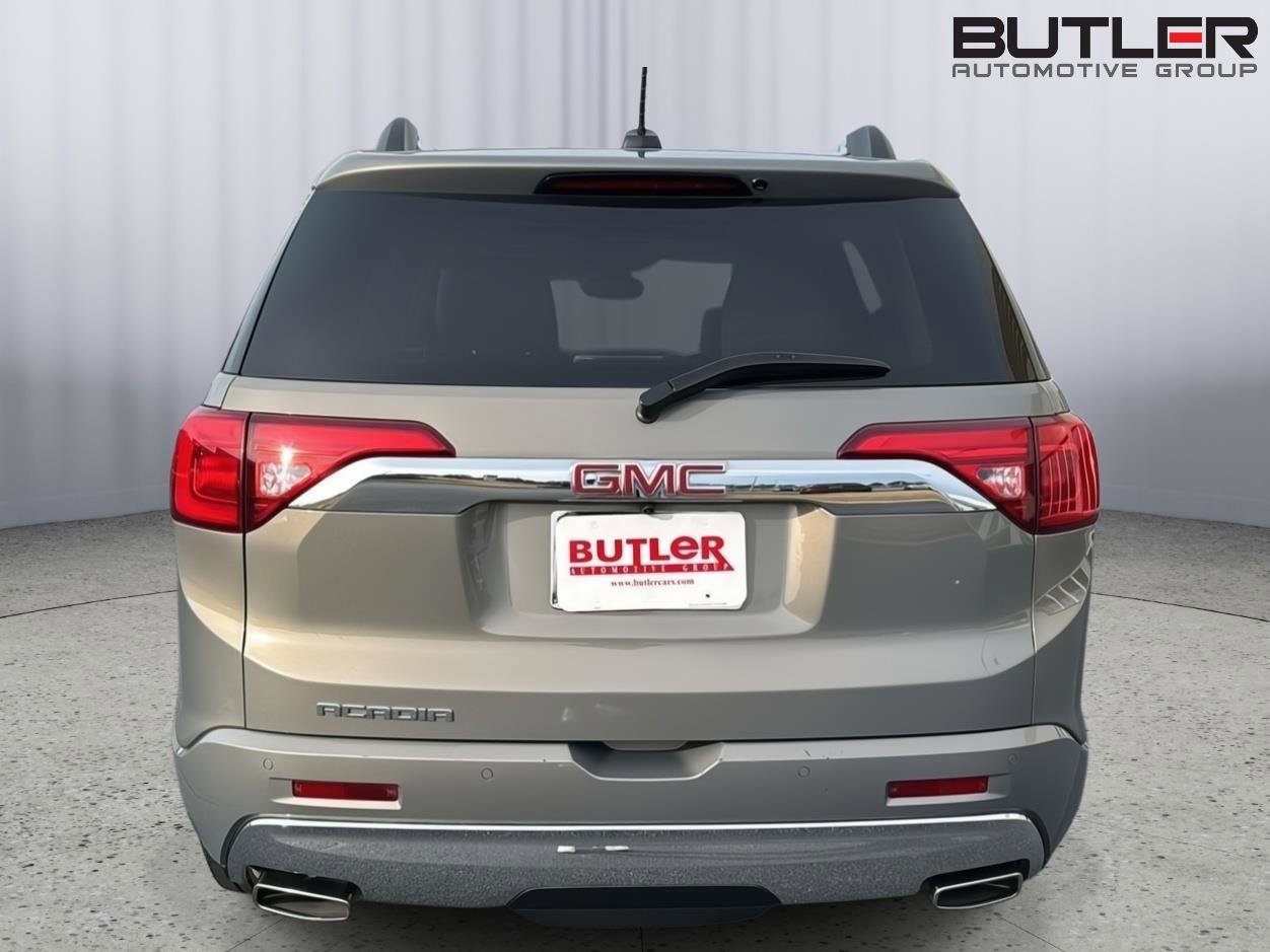 Used 2019 GMC Acadia Denali w/ Technology Package image 4