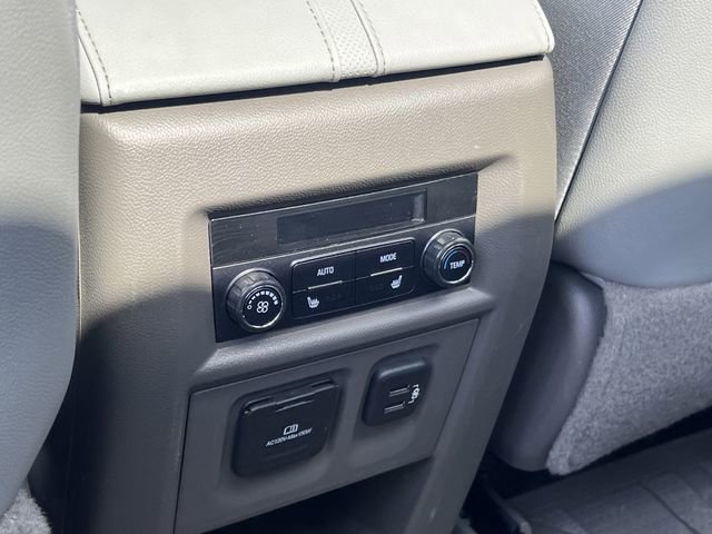 Used 2019 Chevrolet Traverse Premier w/ Driver Confidence II Package image 25