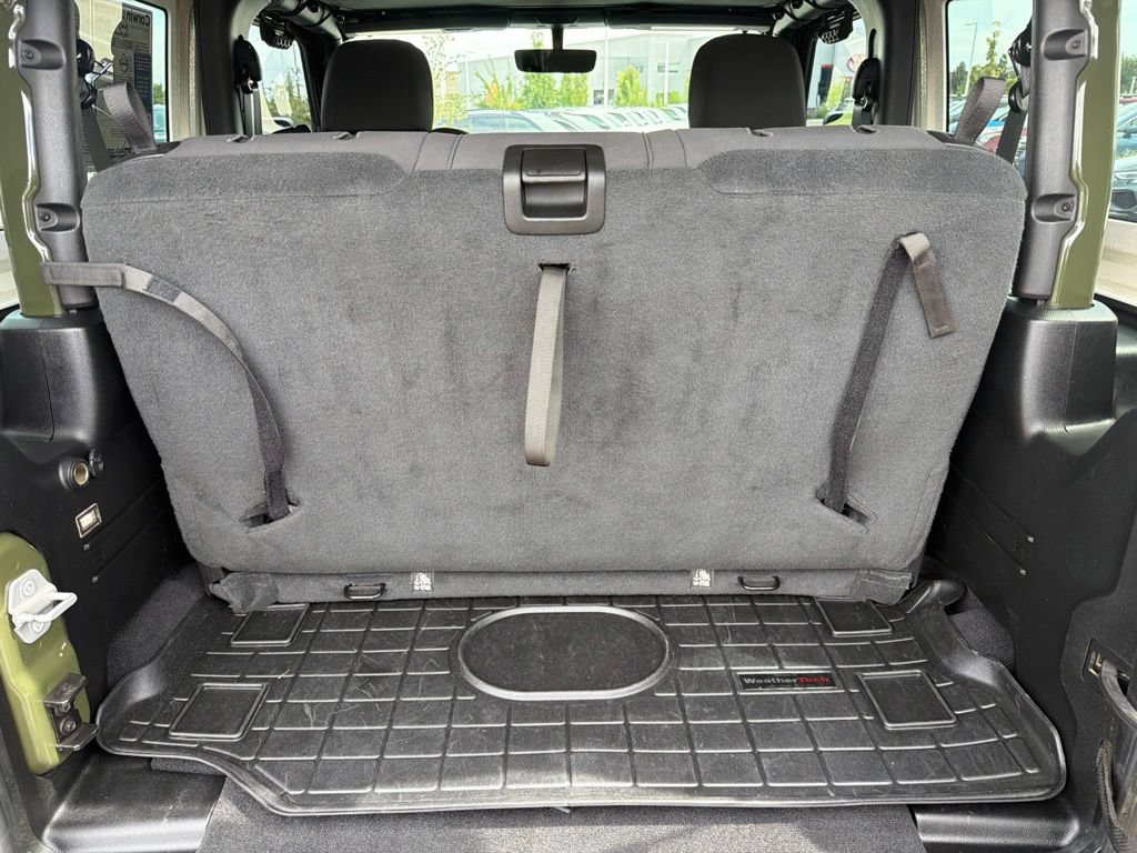 Used 2023 Jeep Wrangler Sport AWD/4WD image 13