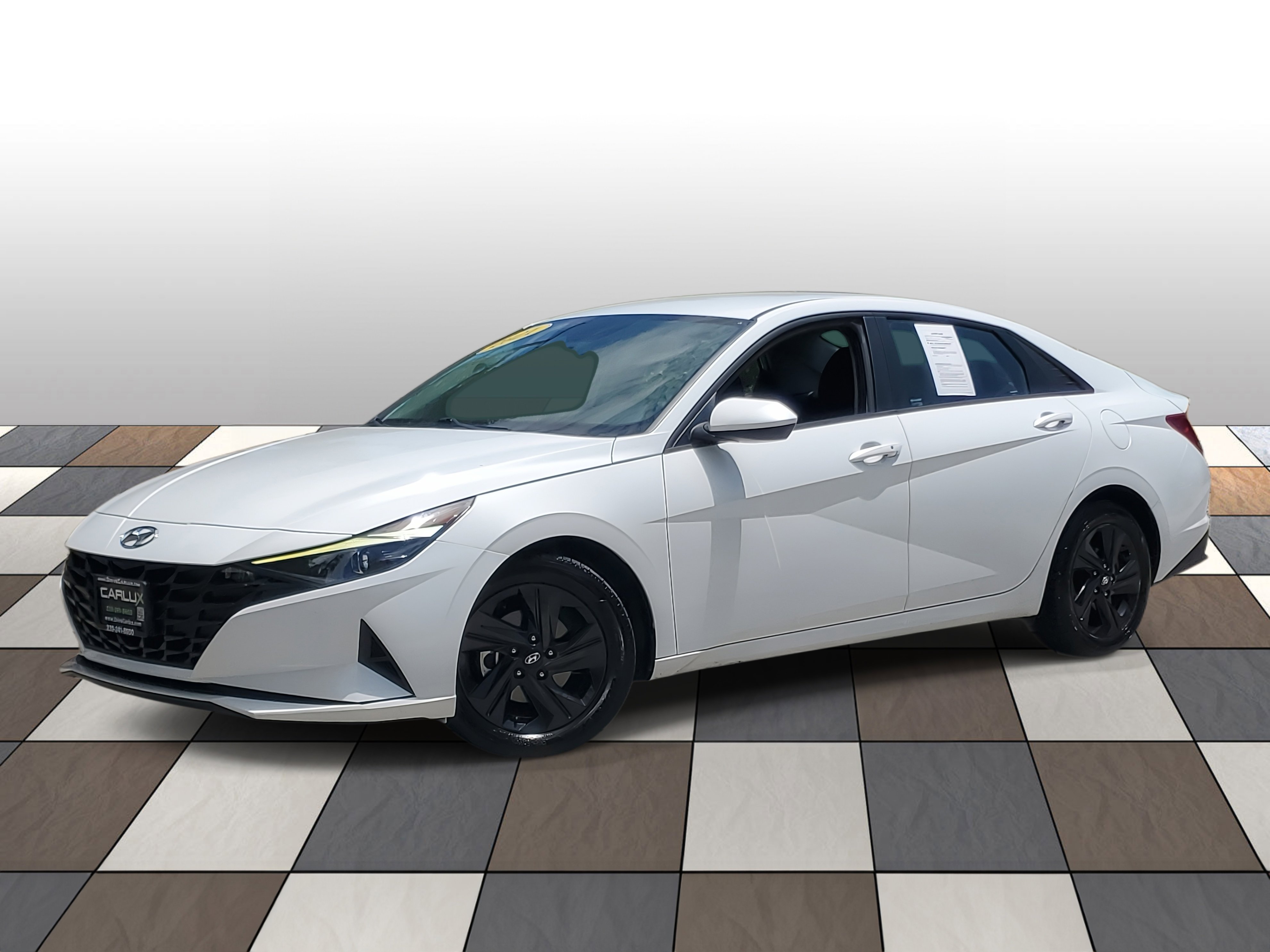 Used 2021 Hyundai Elantra SEL image 1