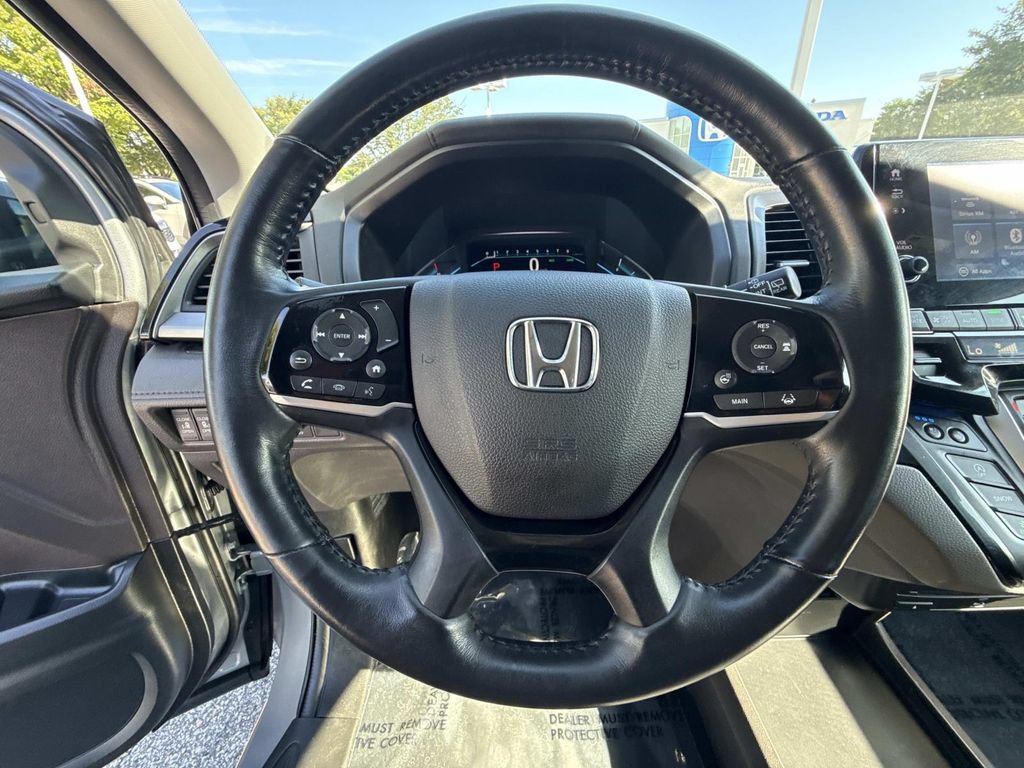 Used 2018 Honda Odyssey Elite image 12