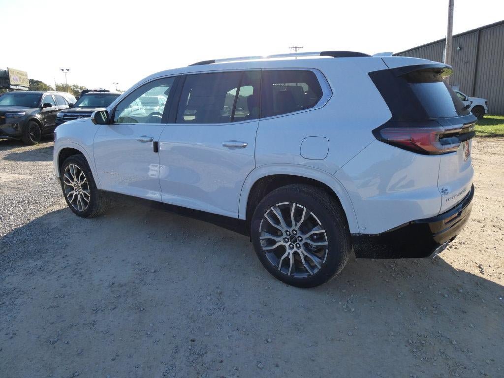 New 2027 GMC Acadia Denali Ultimate AWD/4WD image 6