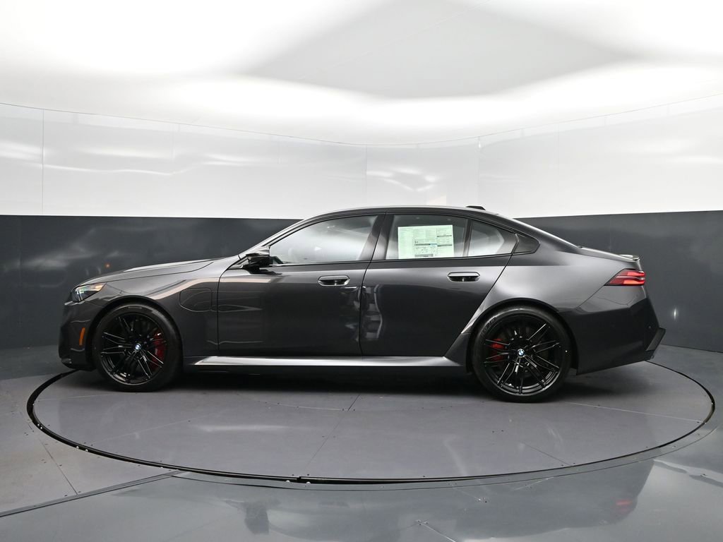 New 2026 BMW M5 w/ Executive Package AWD/4WD image 4