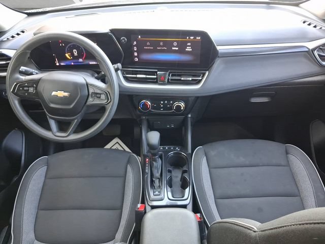 Used 2024 Chevrolet TrailBlazer LT w/ Driver Confidence Package FWD image 25