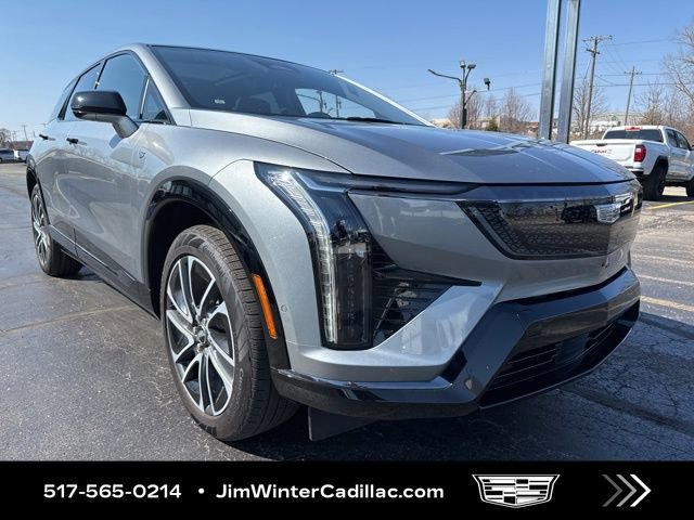 Certified 2025 Cadillac Optiq Sport 2 w/ LPO, Floor Liner Package image 2