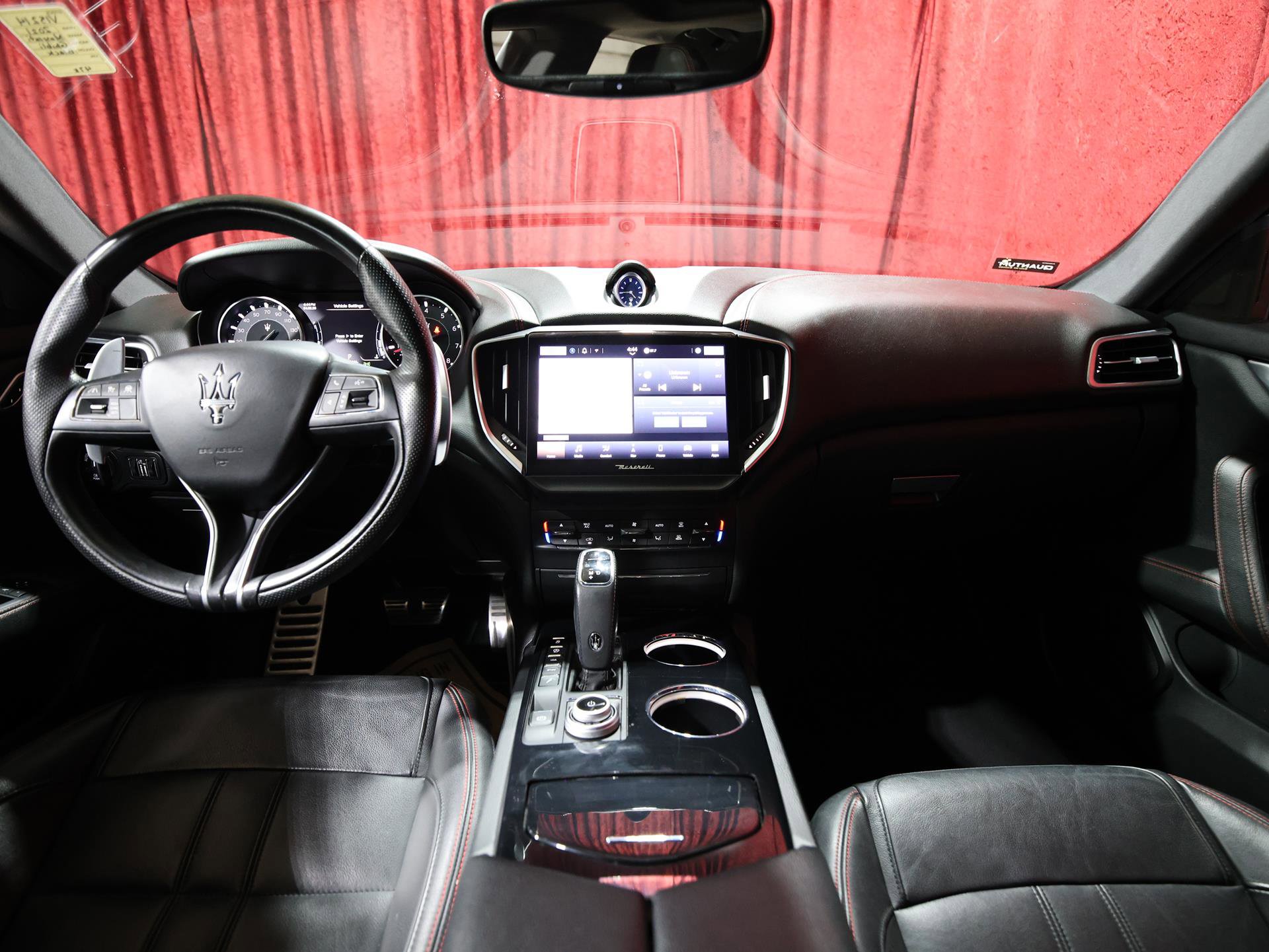 Used 2021 Maserati Ghibli S GranSport image 15