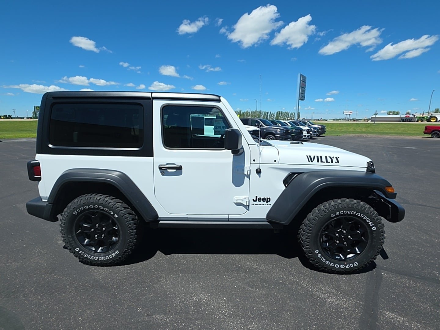 Used 2023 Jeep Wrangler Sport AWD/4WD image 4