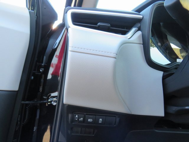 New 2026 Toyota Corolla Cross L image 34