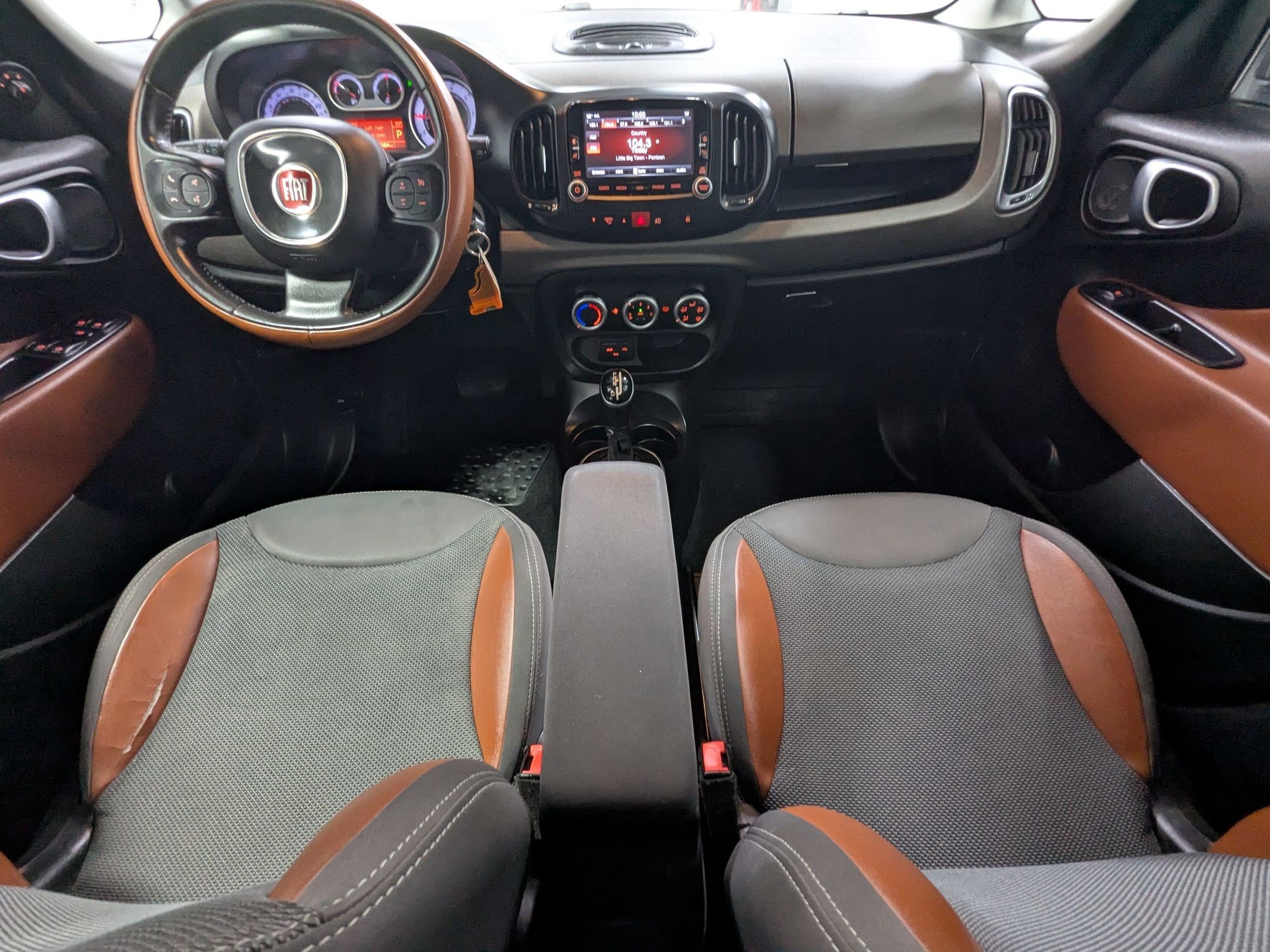 Used 2014 FIAT 500L Trekking FWD image 20