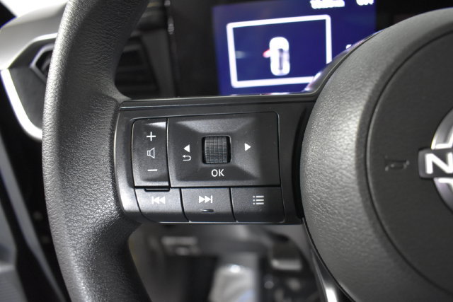 Certified 2026 Nissan Kicks SV w/ SV Premium Package AWD/4WD image 14