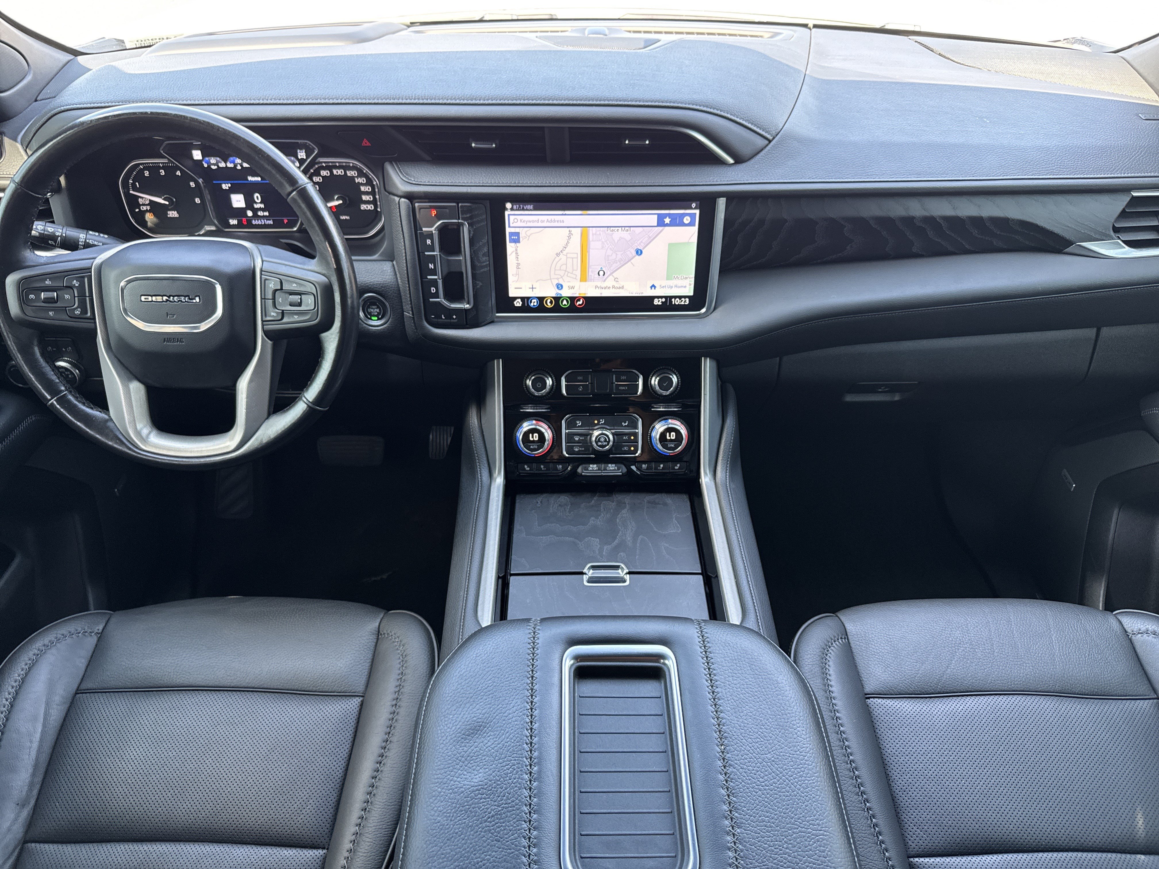 Used 2021 GMC Yukon Denali AWD/4WD image 31