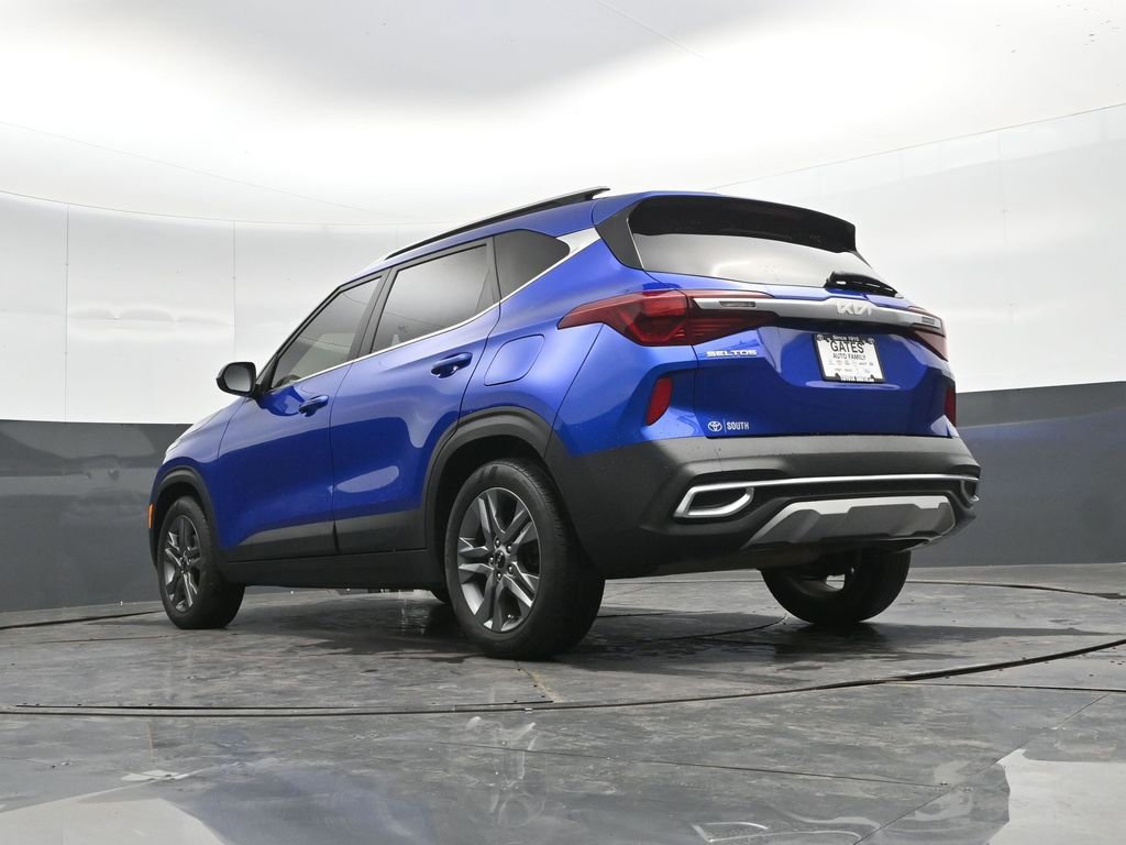 Used 2023 Kia Seltos S w/ Navigation Package image 38