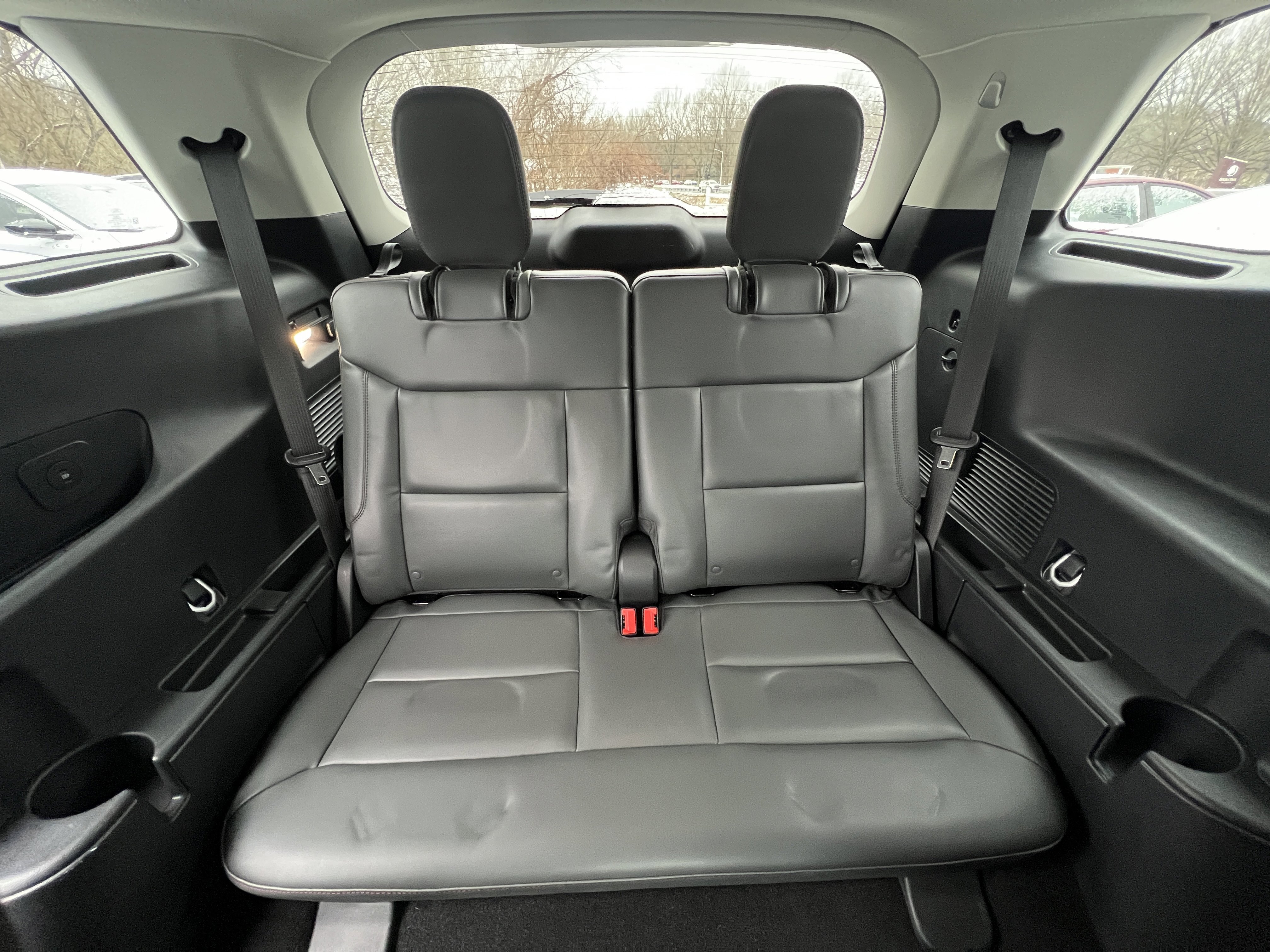 Used 2025 Ford Explorer Active w/ Active Comfort Package image 29