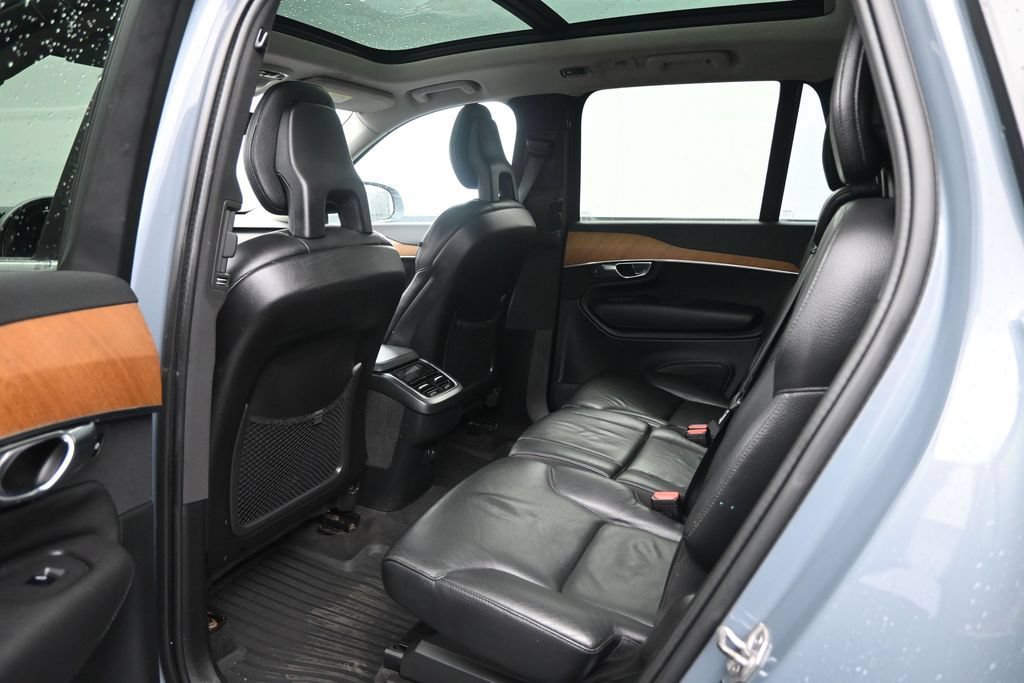 Used 2022 Volvo XC90 T6 Momentum w/ Climate Package AWD/4WD image 24