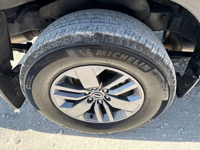 Used 2025 Nissan Frontier SV RWD image 20