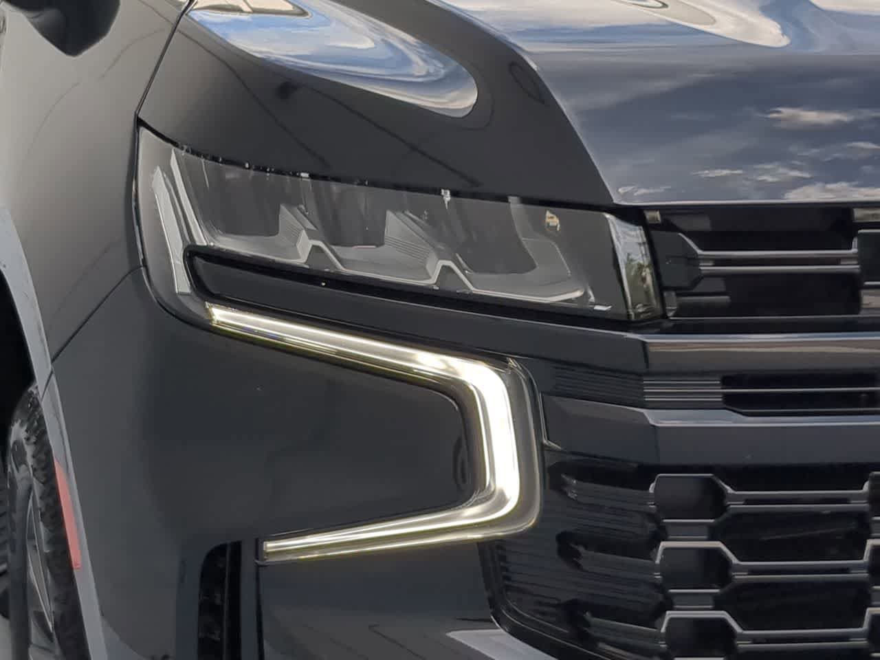 Used 2023 Chevrolet Tahoe Z71 AWD/4WD image 11