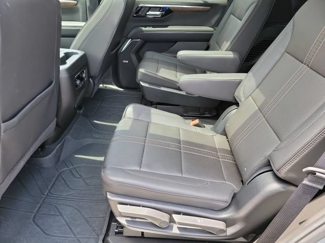 Used 2025 Chevrolet Tahoe High Country w/ Sun And Tow Package AWD/4WD image 27
