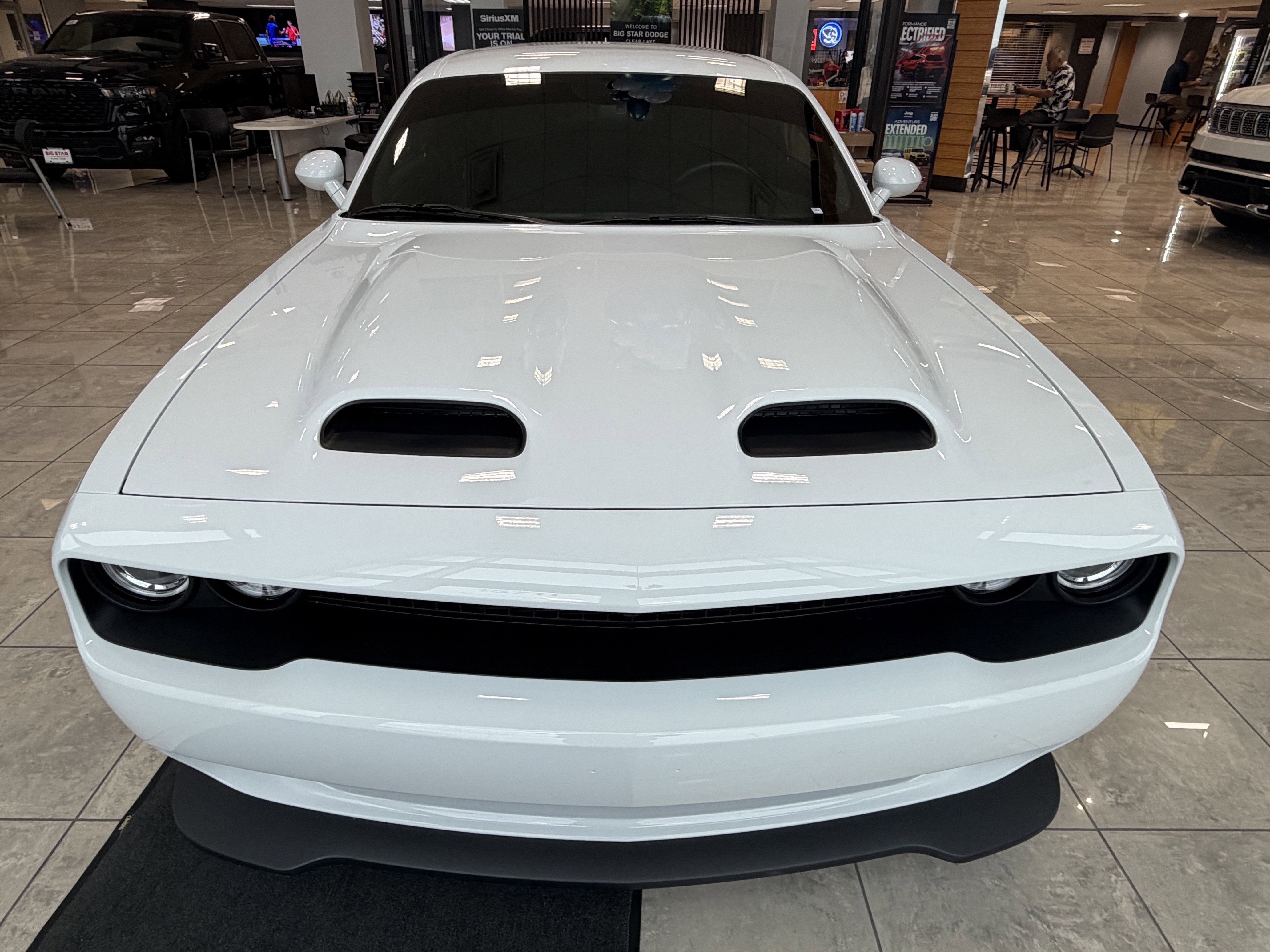 Used 2023 Dodge Challenger SRT Hellcat w/ Driver Convenience Group image 17