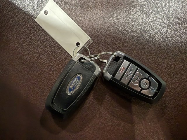 Used 2021 Ford F150 Lariat w/ Equipment Group 502A High image 41