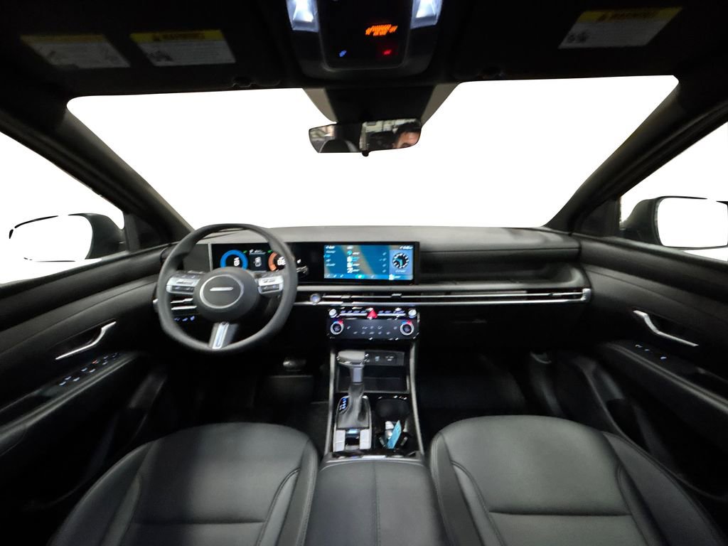 Used 2025 Hyundai Santa Cruz SEL image 17