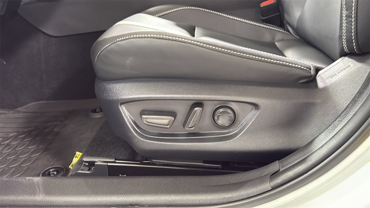 Certified 2025 Toyota Camry SE image 14