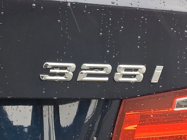 Used 2015 BMW 328i xDrive Sedan AWD/4WD image 29