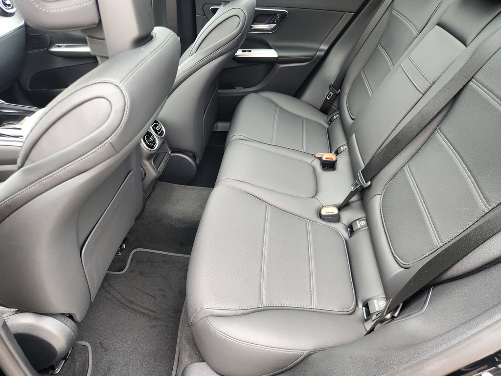 New 2026 Mercedes-Benz GLC 300 4MATIC image 11