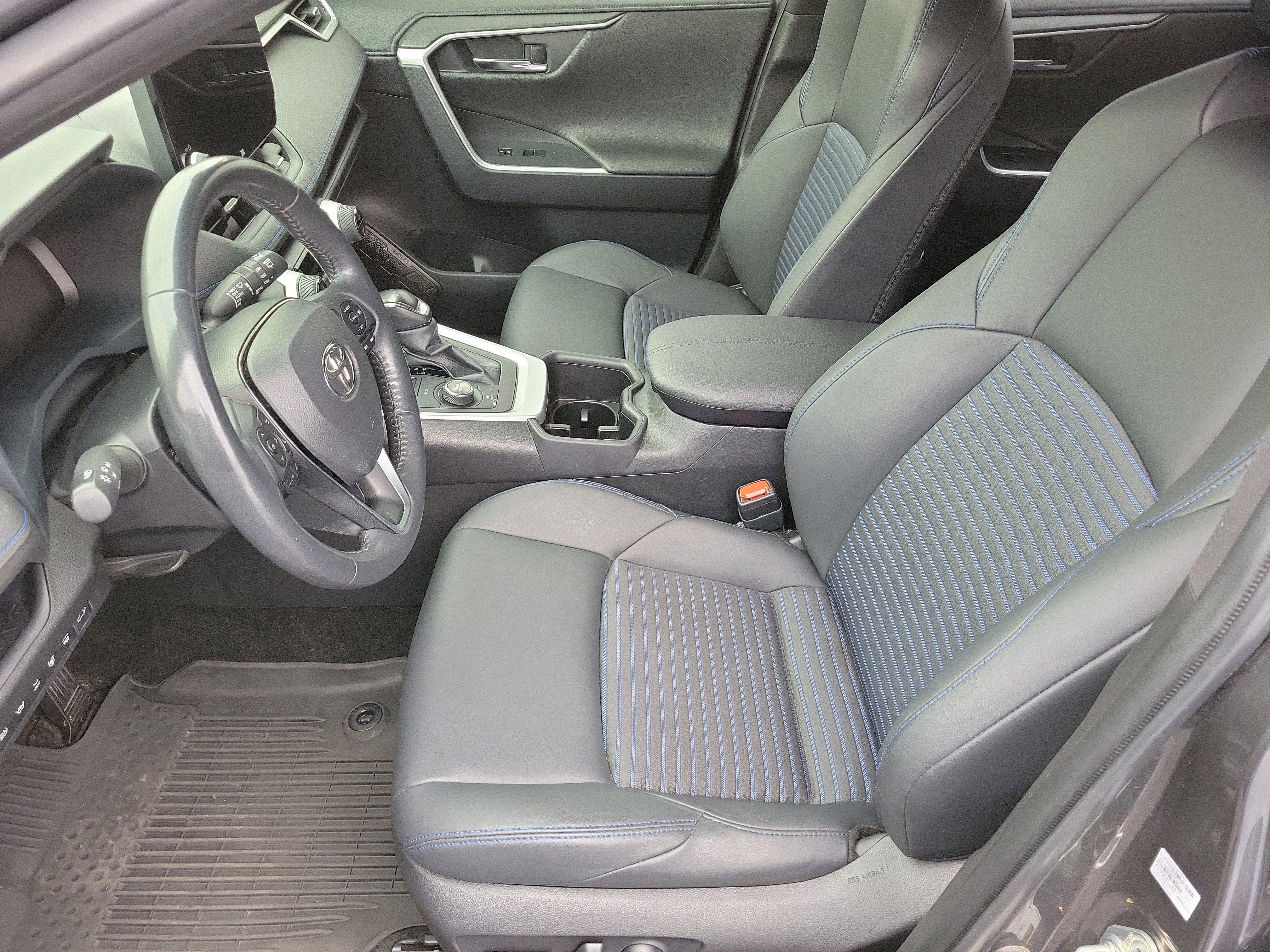 Used 2023 Toyota RAV4 XSE image 7