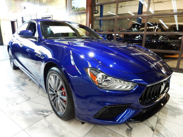 Used 2022 Maserati Ghibli Modena Q4 image 1