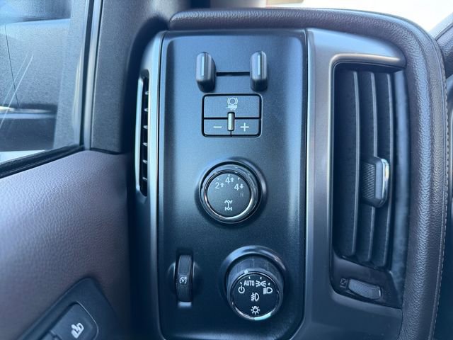Used 2015 Chevrolet Silverado 2500 LTZ w/ LTZ Plus Package image 20