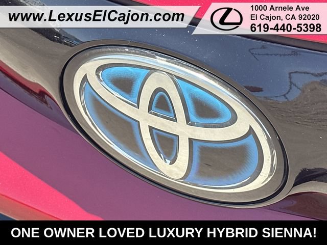 Used 2021 Toyota Sienna XSE w/ XSE Plus Package FWD image 41