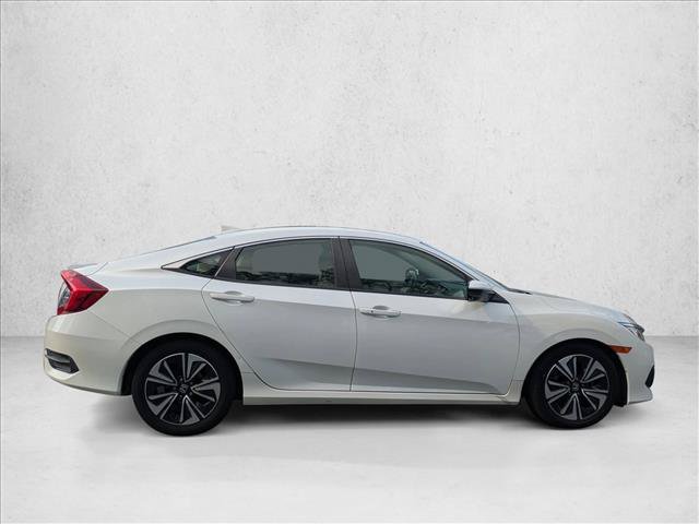 Used 2018 Honda Civic EX-T image 4