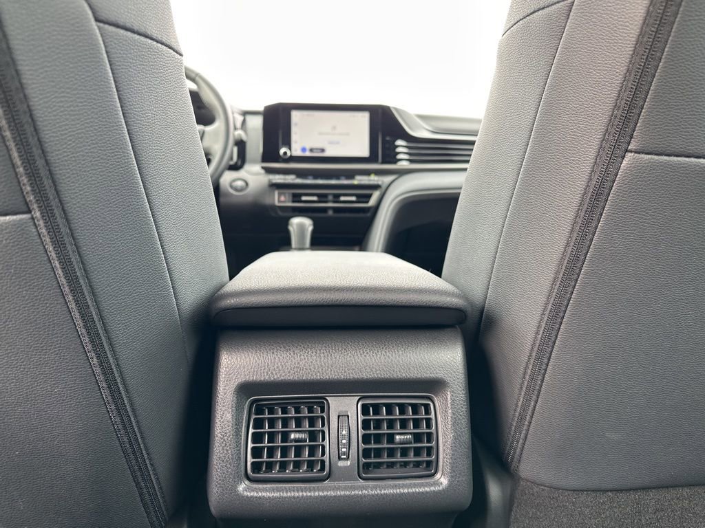 Certified 2025 Toyota Camry SE image 30