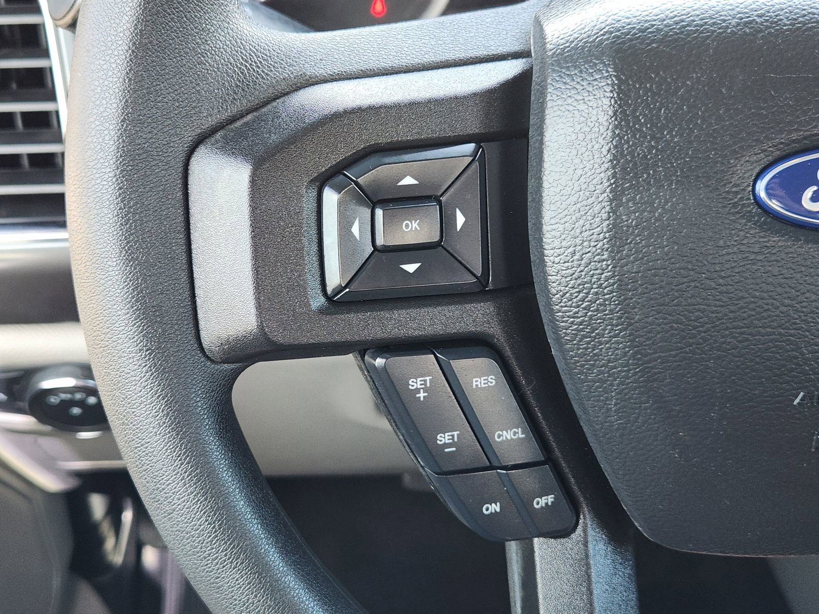 Used 2022 Ford F450 XLT w/ FX4 Off-Road Package AWD/4WD image 34