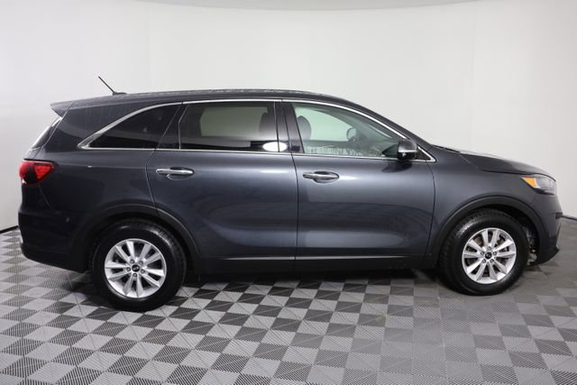 Used 2020 Kia Sorento FWD V6 image 9