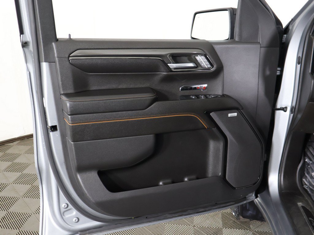 Used 2023 GMC Sierra 1500 AT4 w/ Technology Package AWD/4WD image 26