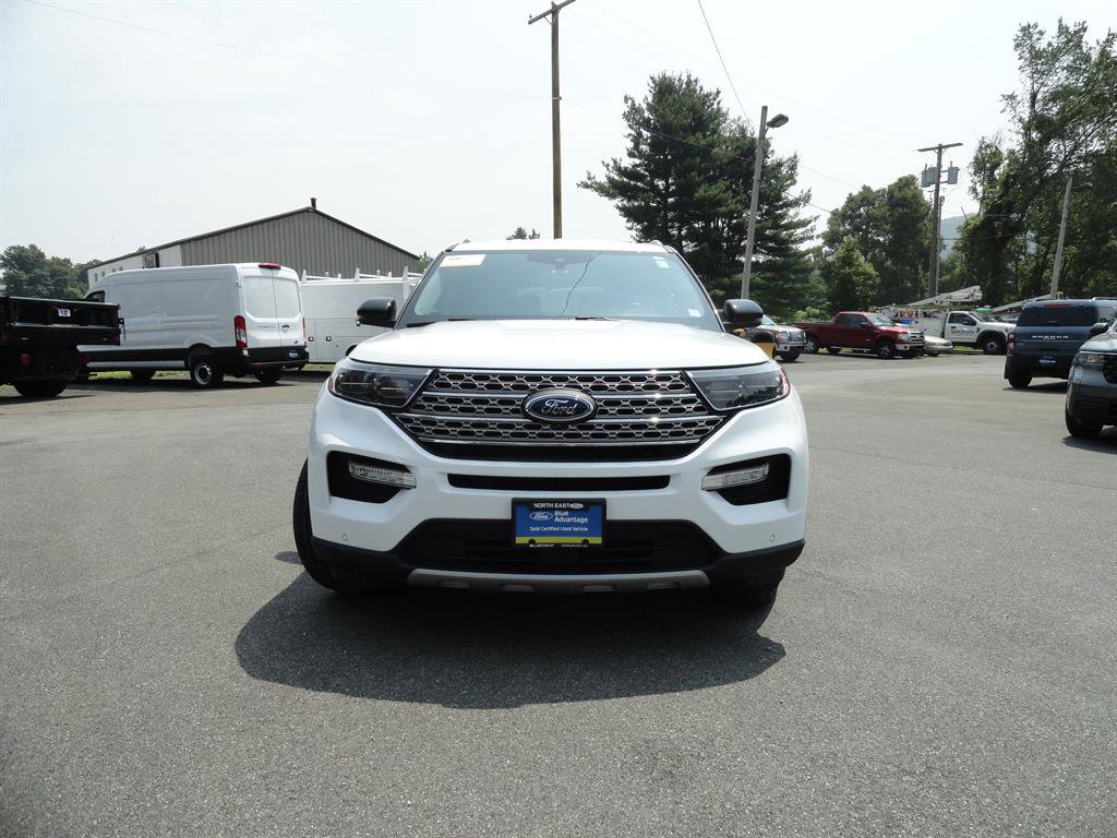 Used 2022 Ford Explorer Limited w/ Equipment Group 301A image 2