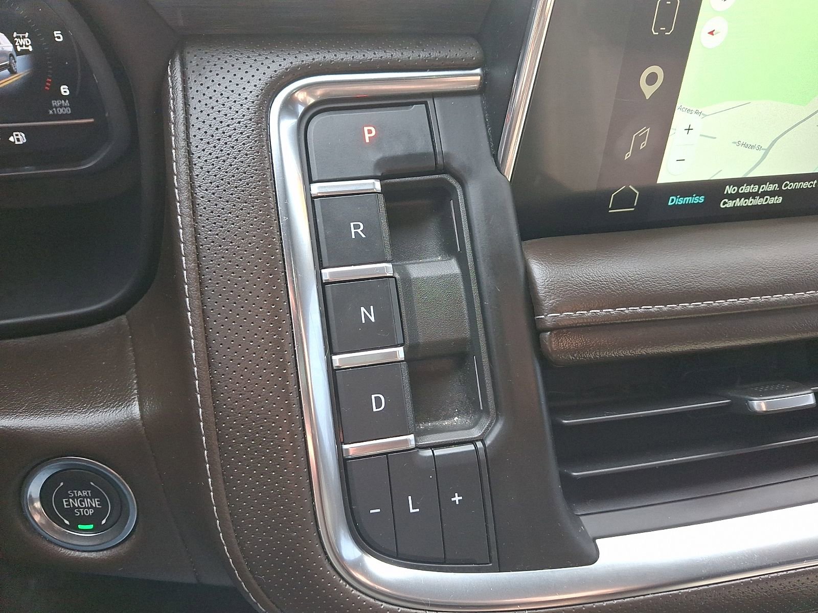 Used 2022 GMC Yukon SLT w/ SLT Luxury Package AWD/4WD image 15