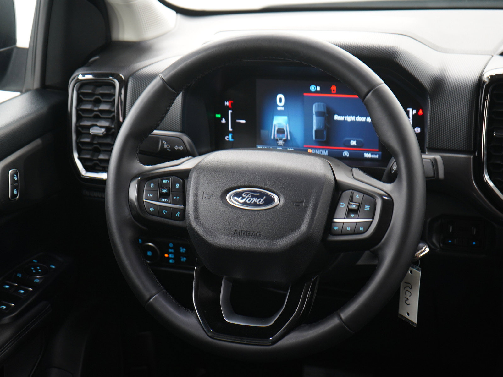 Used 2024 Ford Ranger XLT AWD/4WD image 16