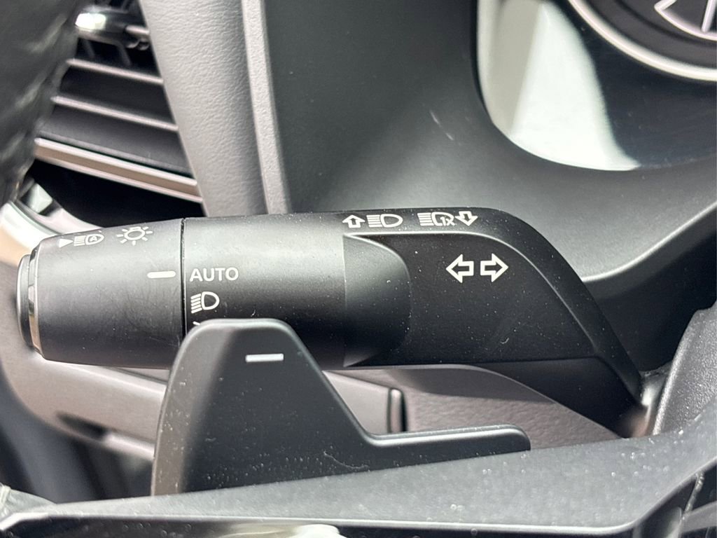 Used 2023 Nissan Rogue SL w/ SL Premium Package image 26