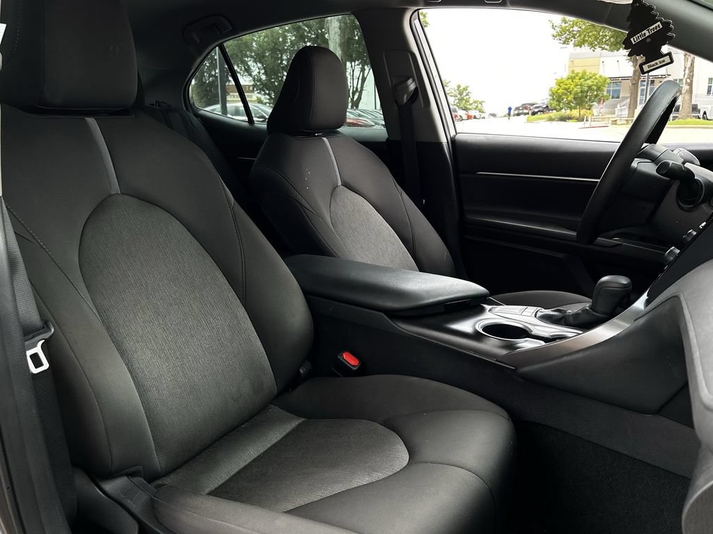 Used 2023 Toyota Camry LE w/ Convenience Package FWD image 24