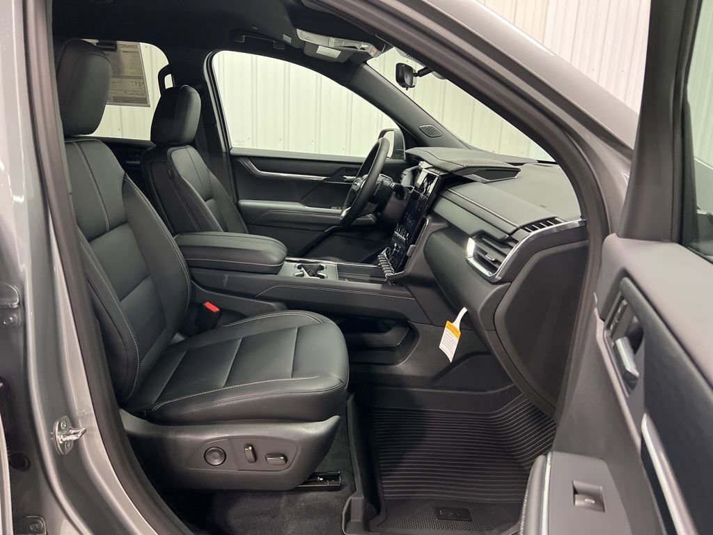 New 2026 GMC Acadia Elevation w/ Black Edition image 8