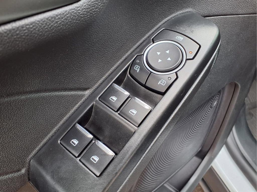 Used 2025 Ford Escape Active w/ Tech Pack #1 AWD/4WD image 14
