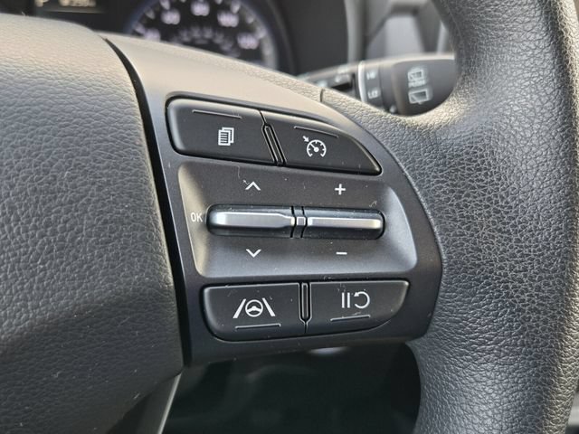 Used 2023 Hyundai Kona SEL FWD image 23