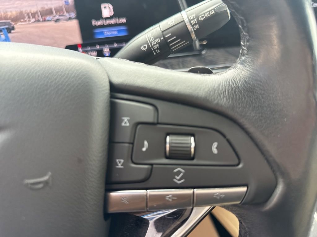 Used 2021 Cadillac Escalade ESV Premium Luxury image 21