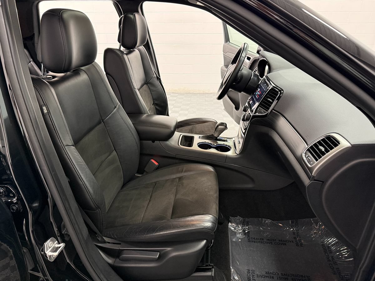 Used 2021 Jeep Grand Cherokee Laredo X AWD/4WD image 14