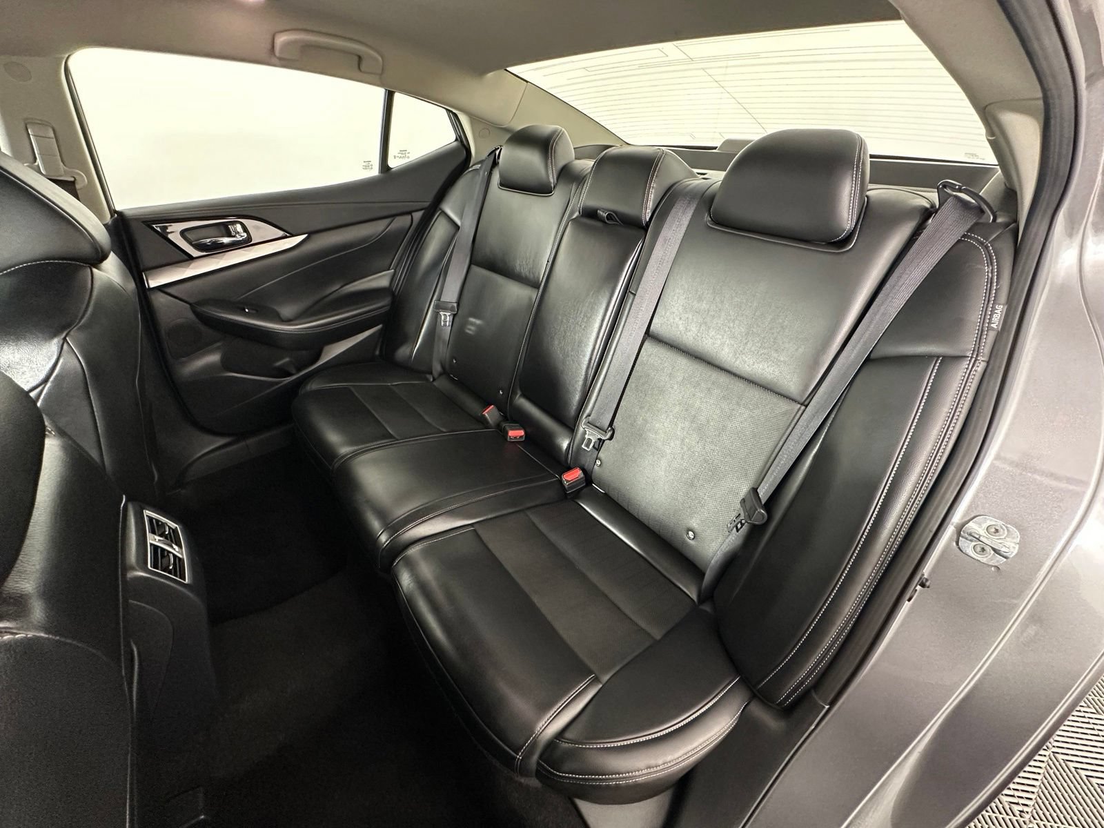 Used 2022 Nissan Maxima SV w/ Floor Mat Group FWD image 24