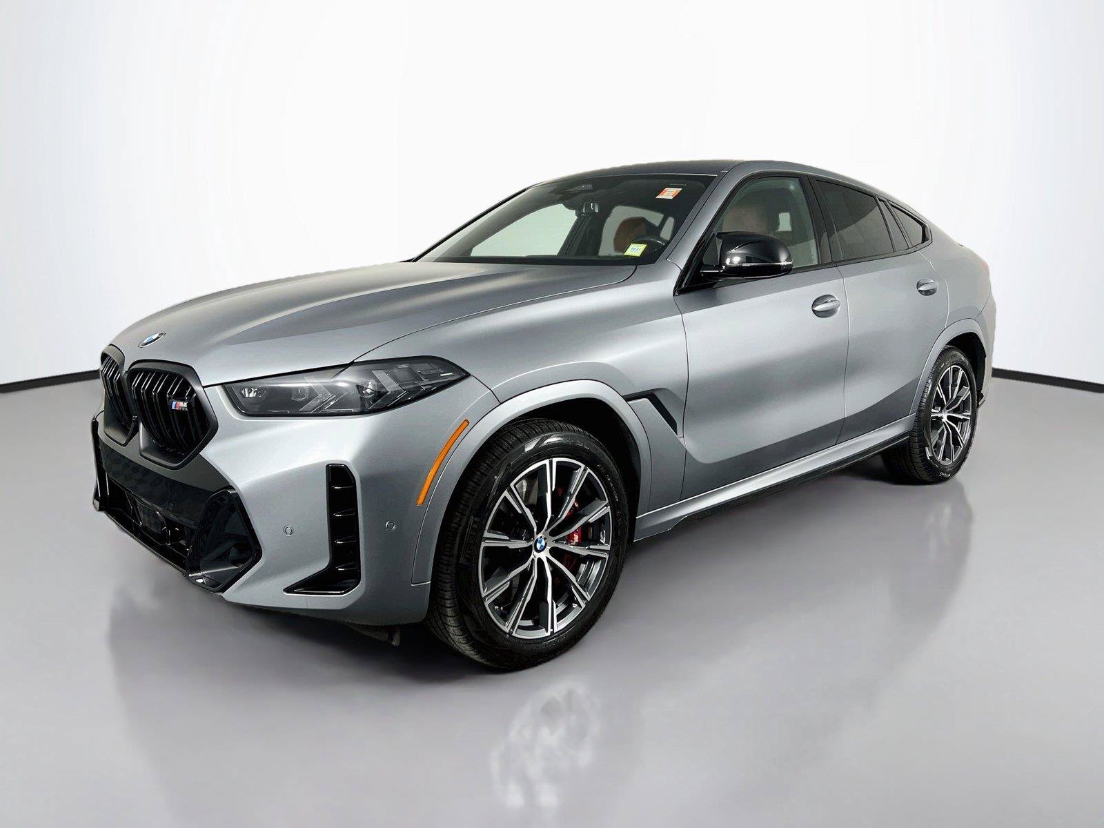 Used 2025 BMW X6 M60i w/ Climate Comfort Package AWD/4WD image 2